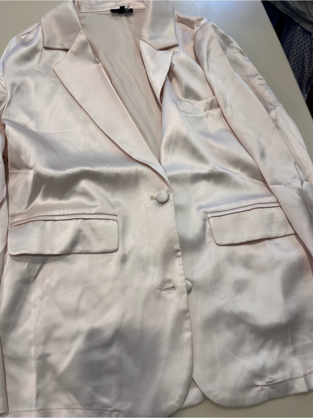 Silky Light cream  women’s  Satin Blazer